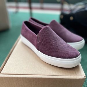 Women’s Keds Double Decker SlipOn Sneaker Burgundy Perforated Suede Size 7 Wide